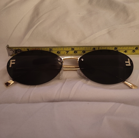 New Oval Black & Gold Sunglasses F Letter Rhinestone Detail Designer Inspired FF - Picture 8 of 9